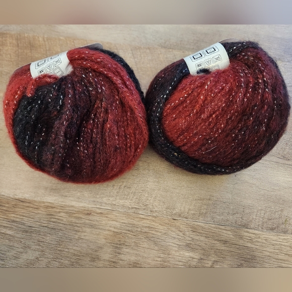 Rozetti Allore Yarn (2) - Picture 2 of 4